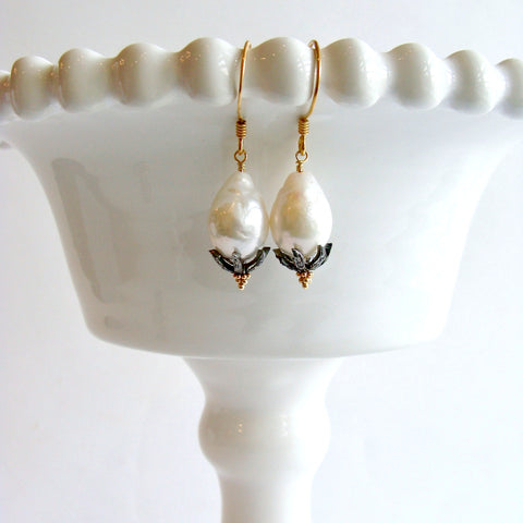 2-chantilly-ii-earrings-flameball-pearls-diamond-rhodium-silver-caps