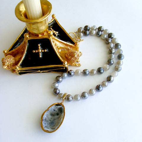 2-maeve-necklace-mystic-moonstone